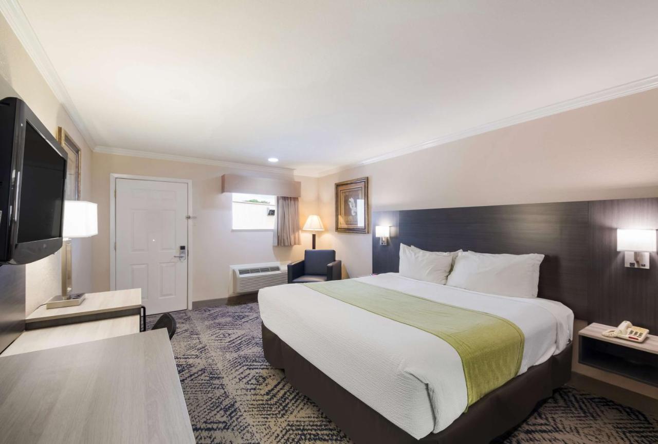 Surestay Hotel By Best Western Rockdale Zewnętrze zdjęcie